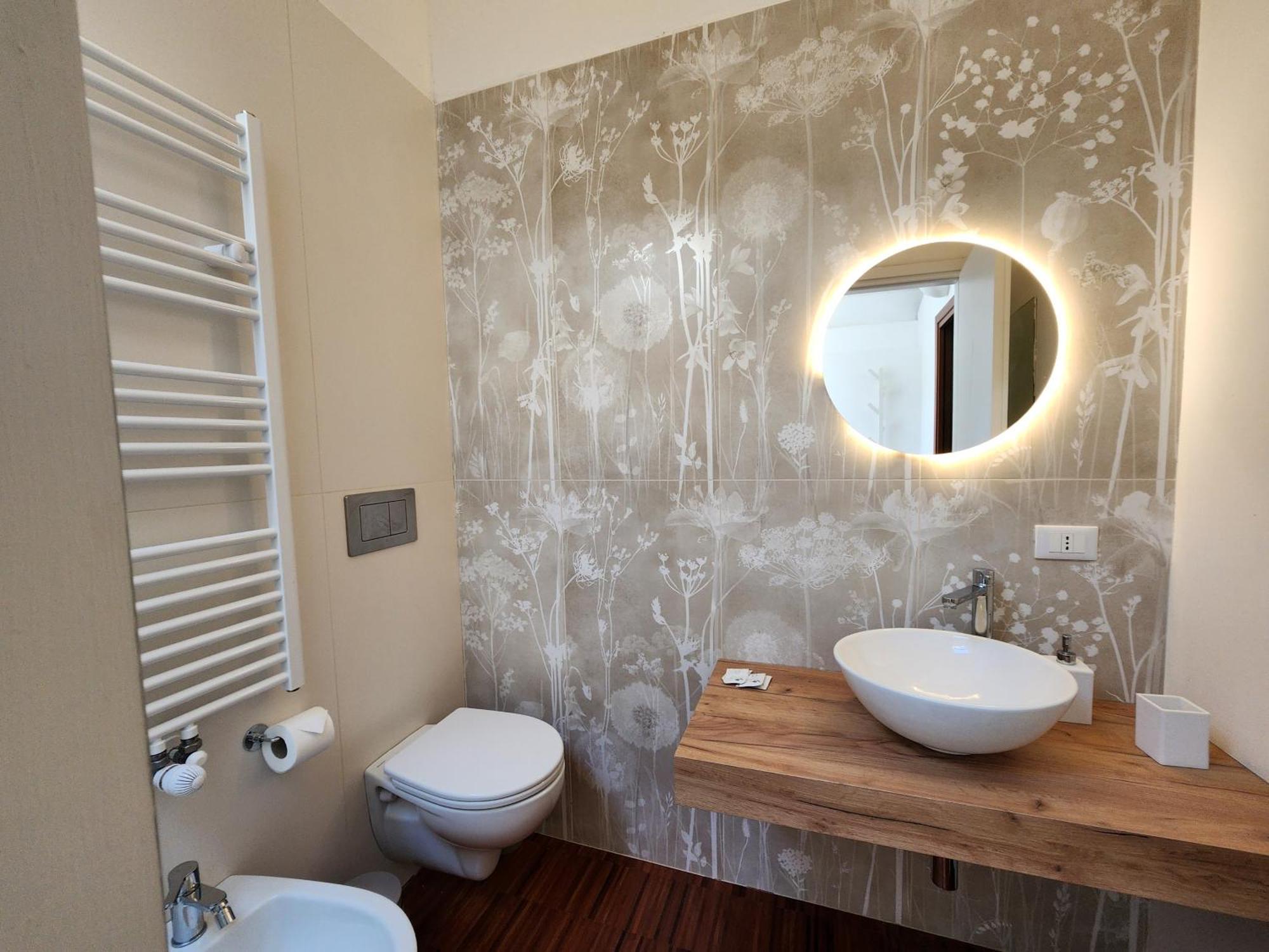 Gaia Suites - A Due Passi Dal Centro - Parcheggio Privato 都灵 外观 照片